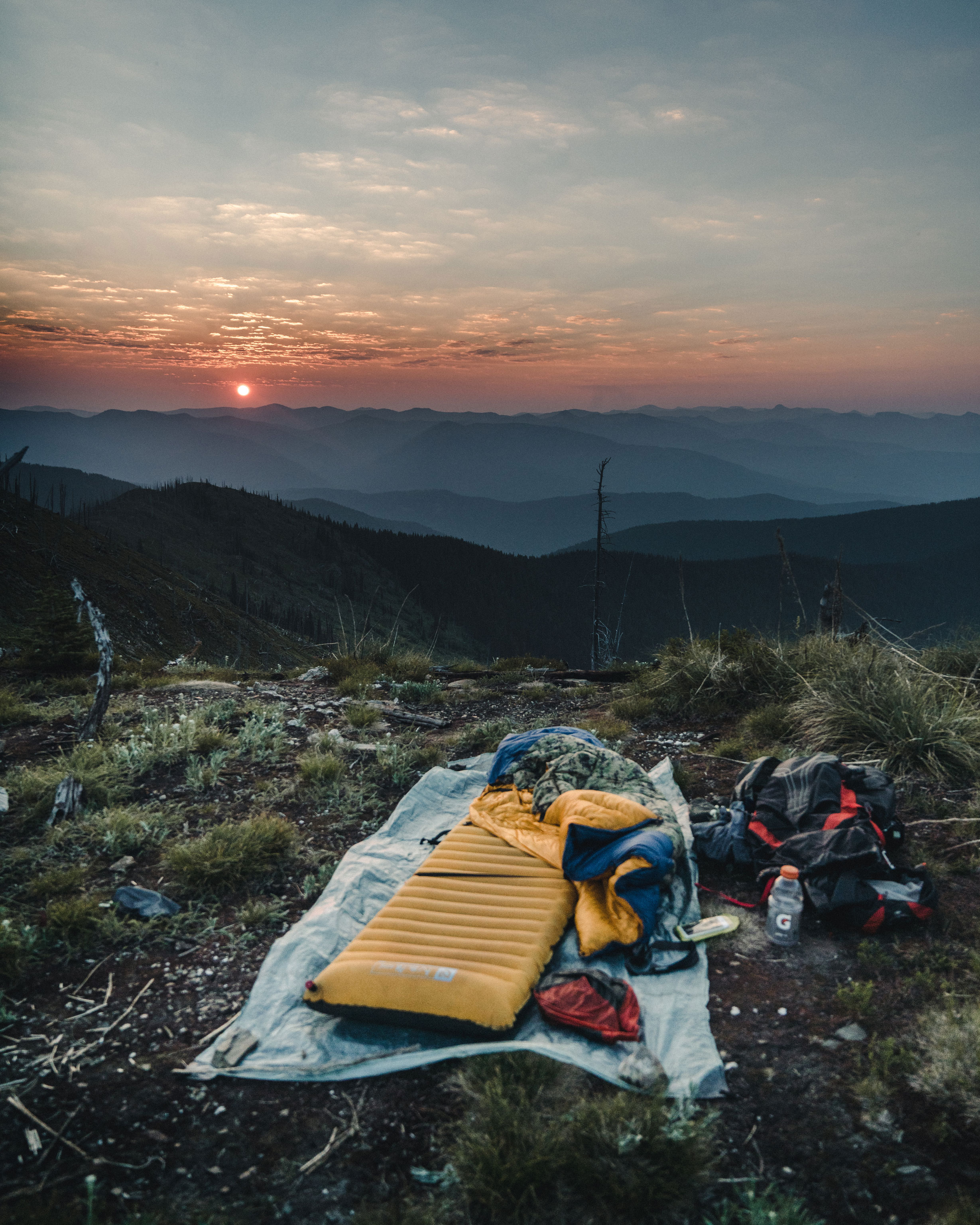 Long-distance hiking bivouac spot Pacific Northwest Trail Peter Hochhauser