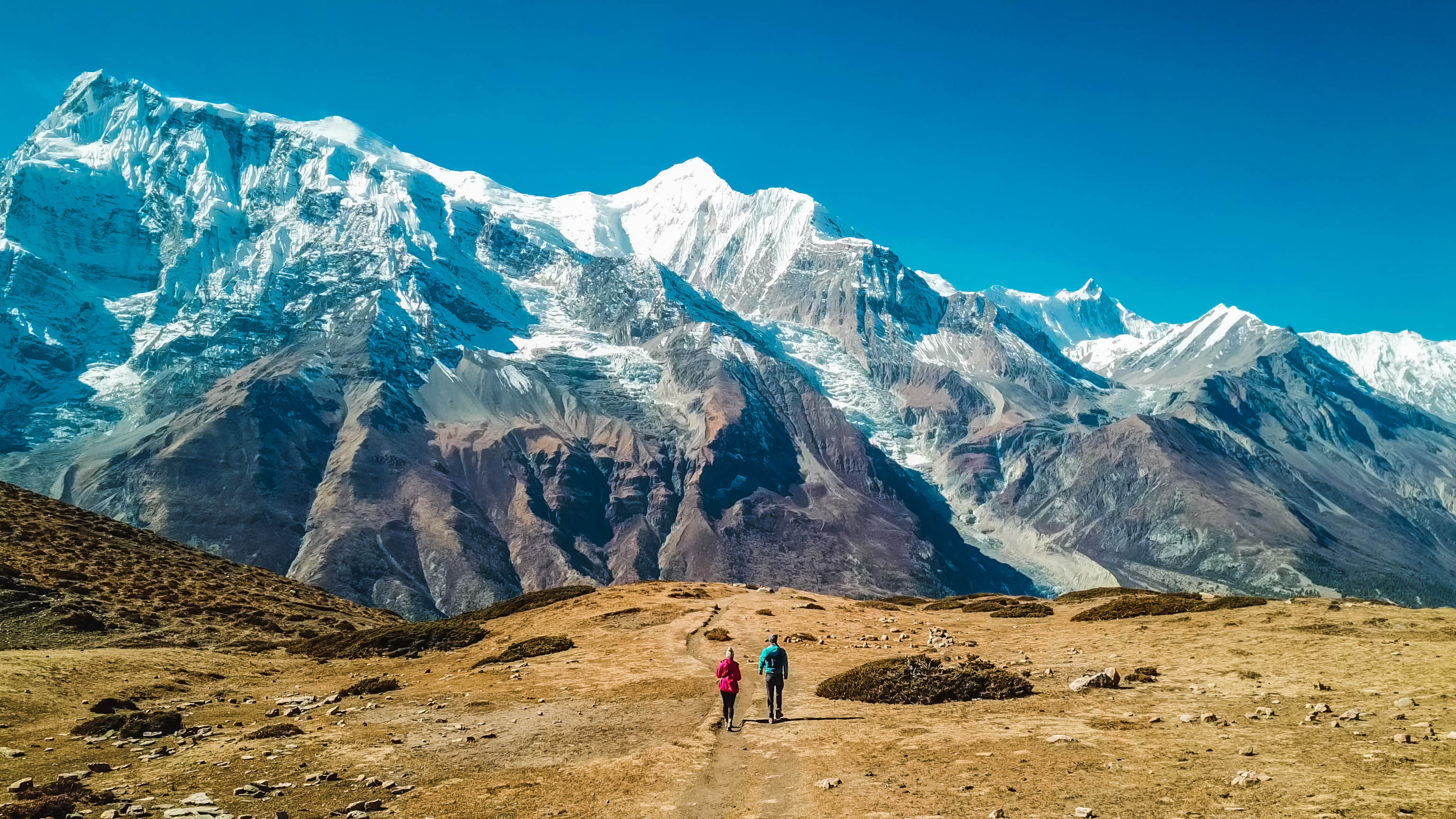 Long-distance walk Annapurna Circuit Himalaya