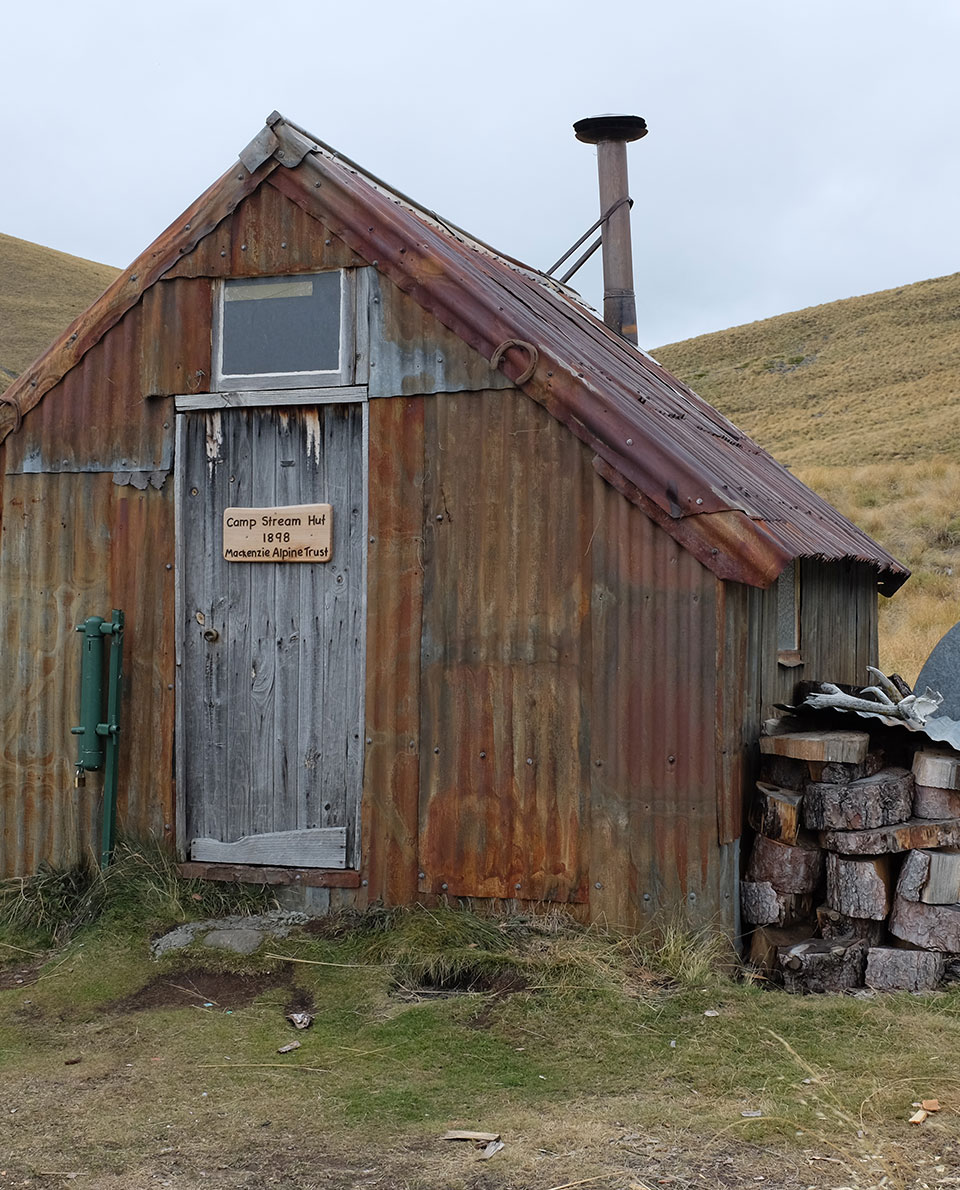 Long-distance walks Te Araroa Trek hiker’s hut Camp Stream Hut