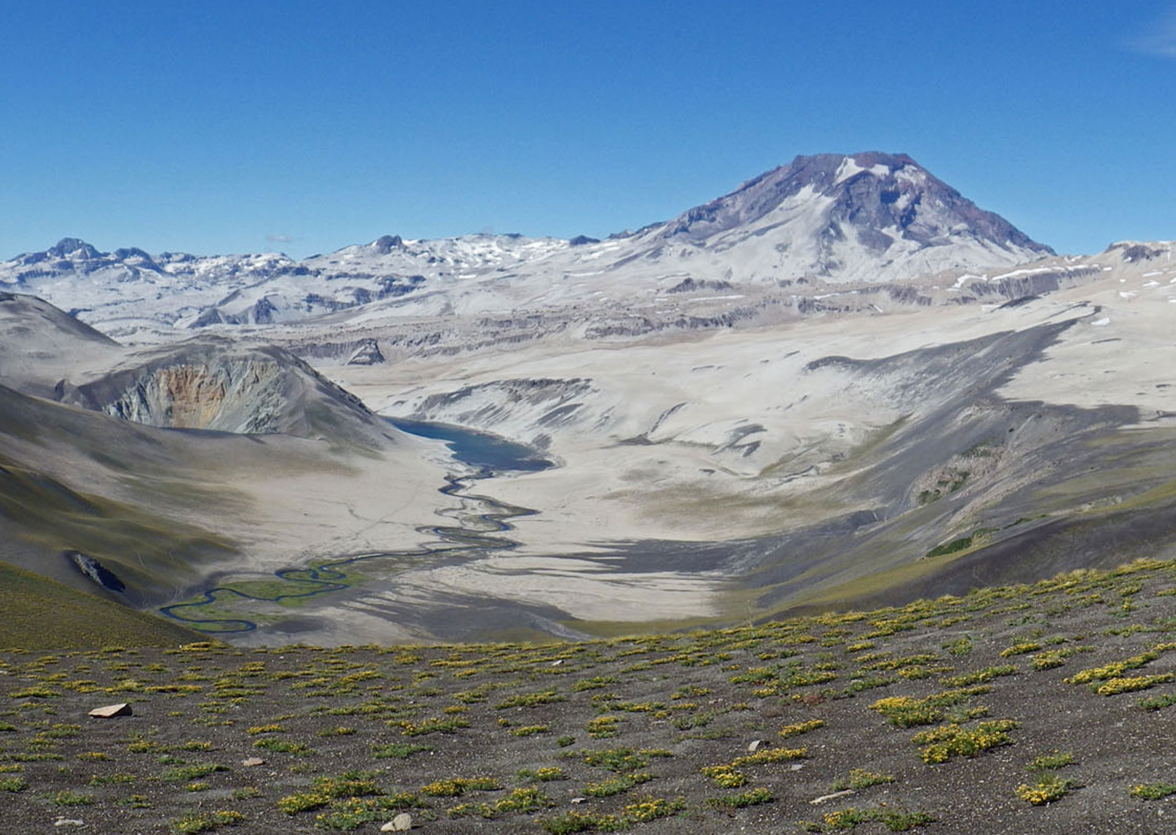 Weitwanderwege Greater Patagonian Trail Vulkanlandschaft am Vulkan Descabezado Grande