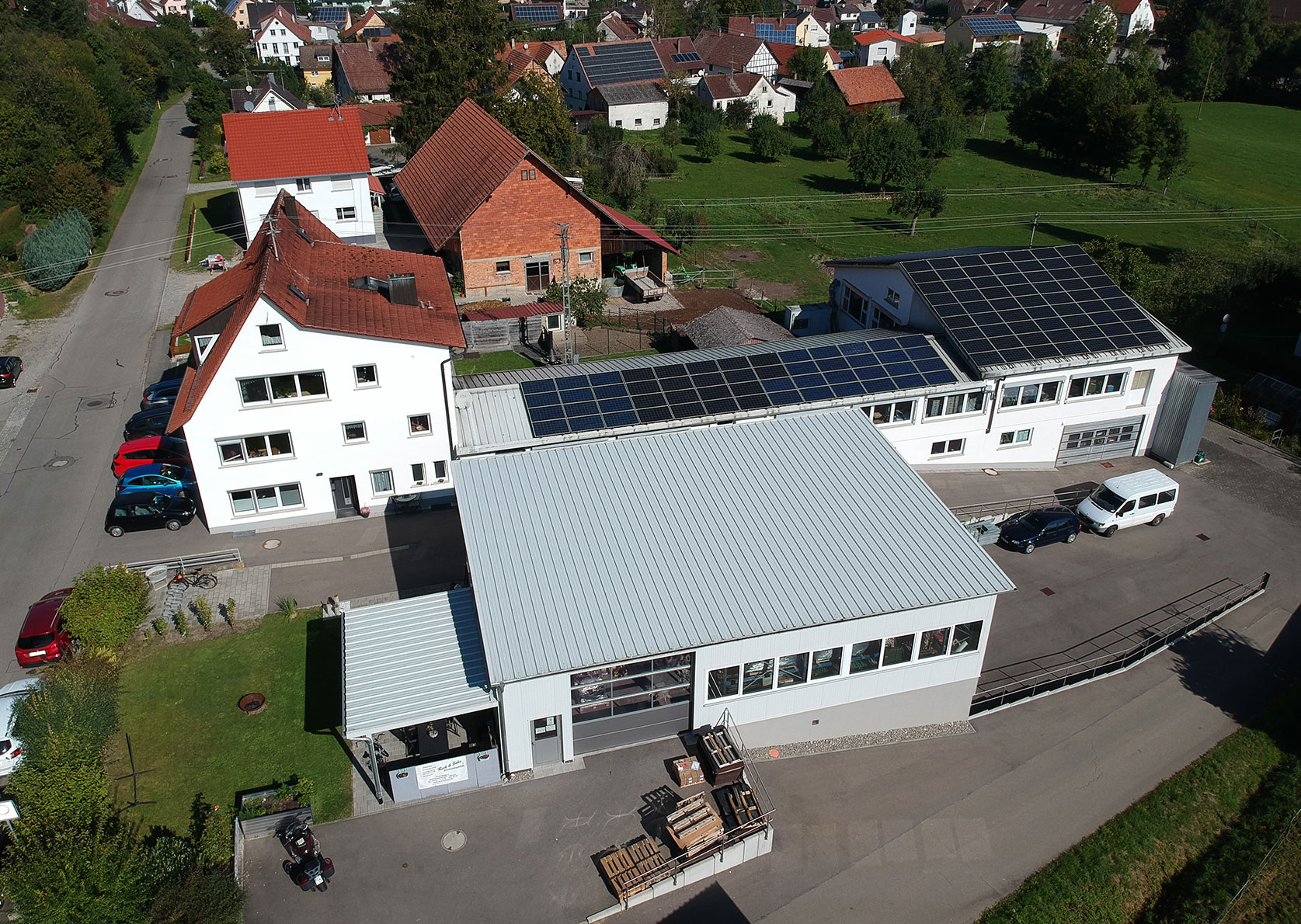 Hanwag Produktionsstätten Luftbild der Schuhfabrik Reck in Hohentengen