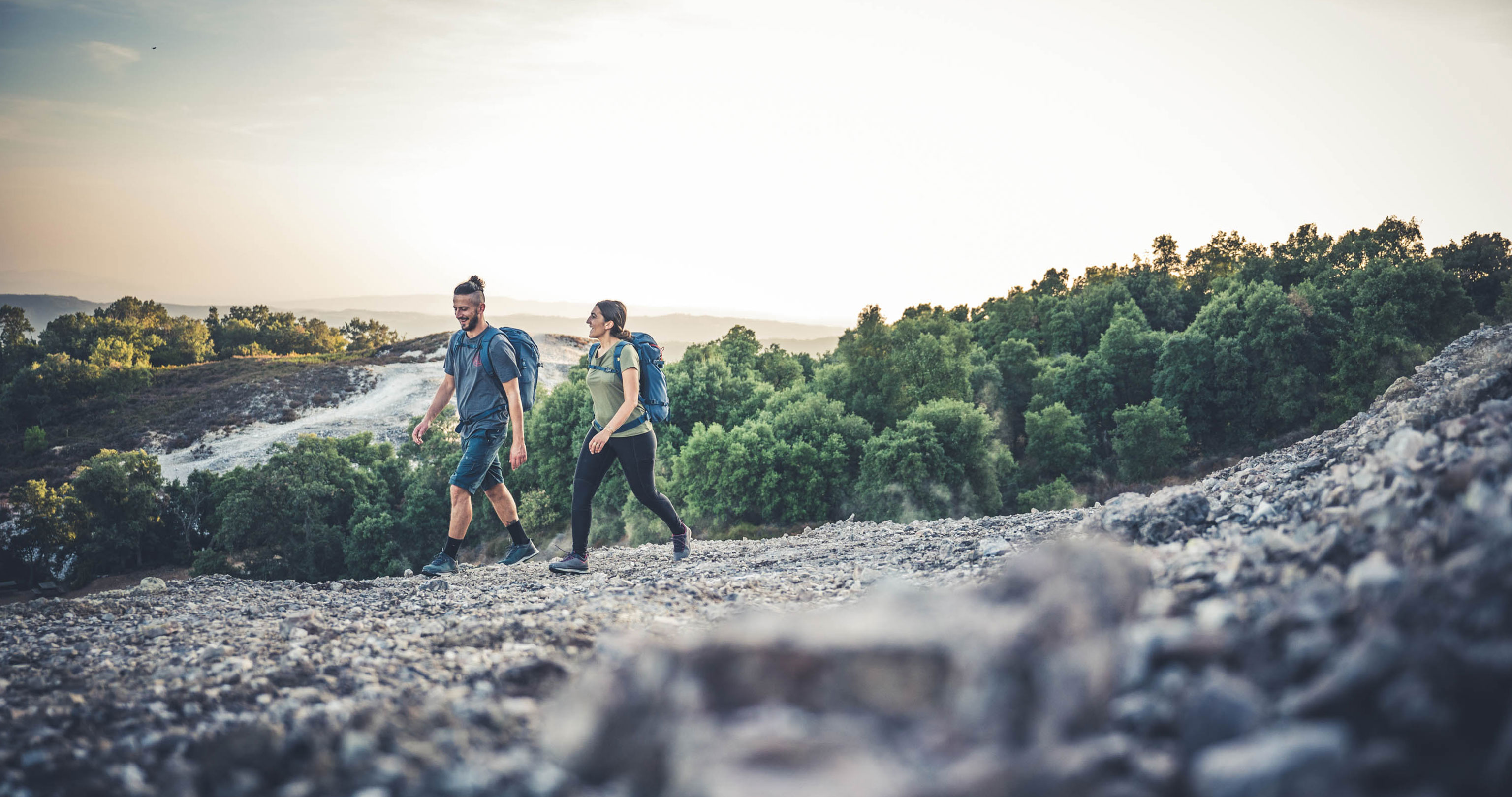 Two hikers with Hanwag Blueridge sustainable walking boots
